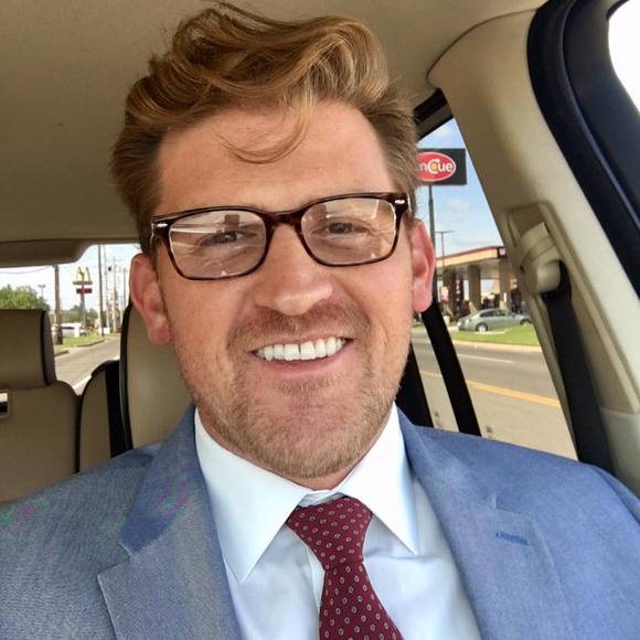 Meet your Posher, Max - Picture 1 of 1